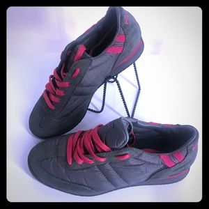 Woman polo sneakers 6.5